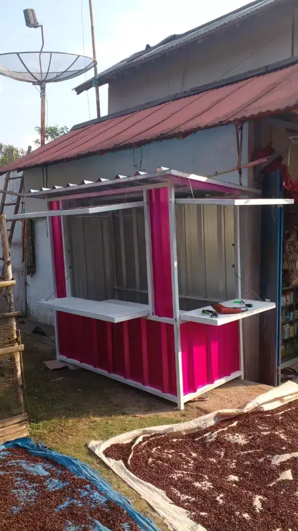 Warung kontainer mini