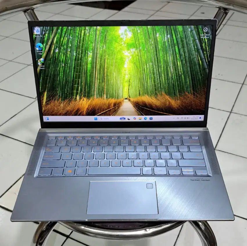 ASUS ZENBOOK 14 UM431DA AMD RYZEN 5-3500U RAM 8GB SSD 512GB