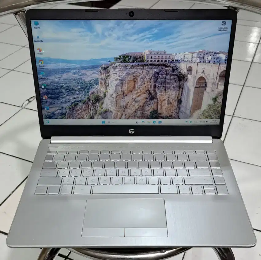 HP 14S DK0073AU AMD A4-9125 4GB SSD 240GB