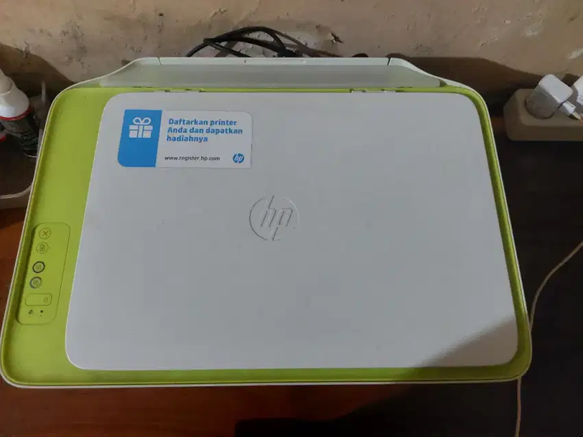 HP DeskJet Ink Advantage 2135 ( Print Scan Copy )