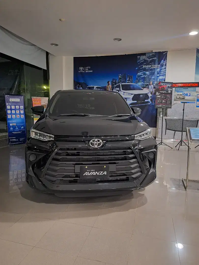 DP 9JT TOYOTA AVANZA G MANUAL MT 2025 KREDIT MATIC CVT HITAM PUTIH