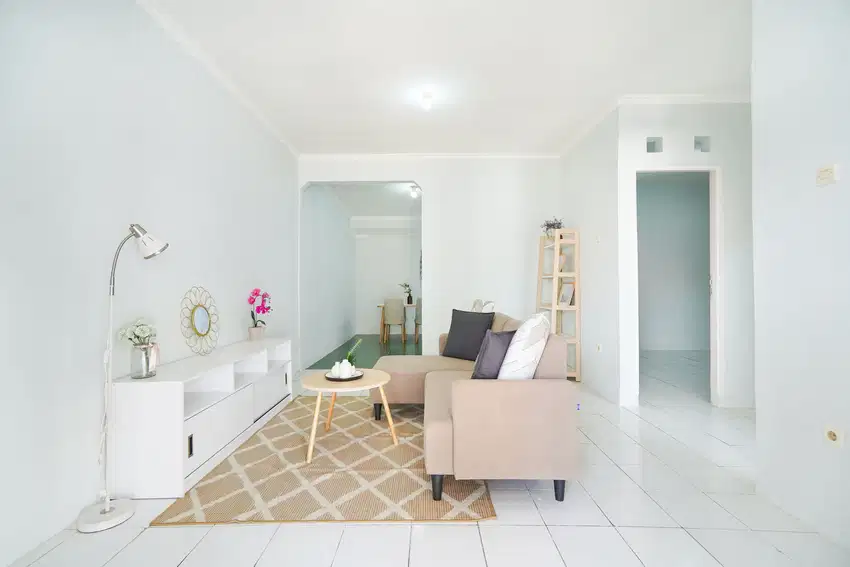 Rumah LT 105 Sudah Renov Semi Furnished dekat Tol di Depok J-19548