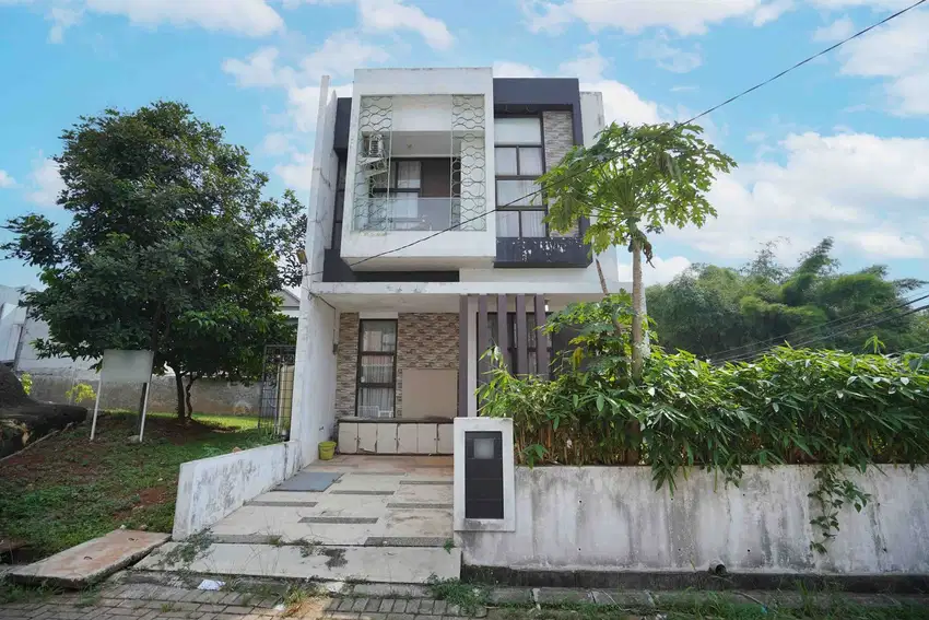 Rumah 2 Lantai 10 Menit ke Gerbang Tol Serpong 2 Hadap Utara J-18349
