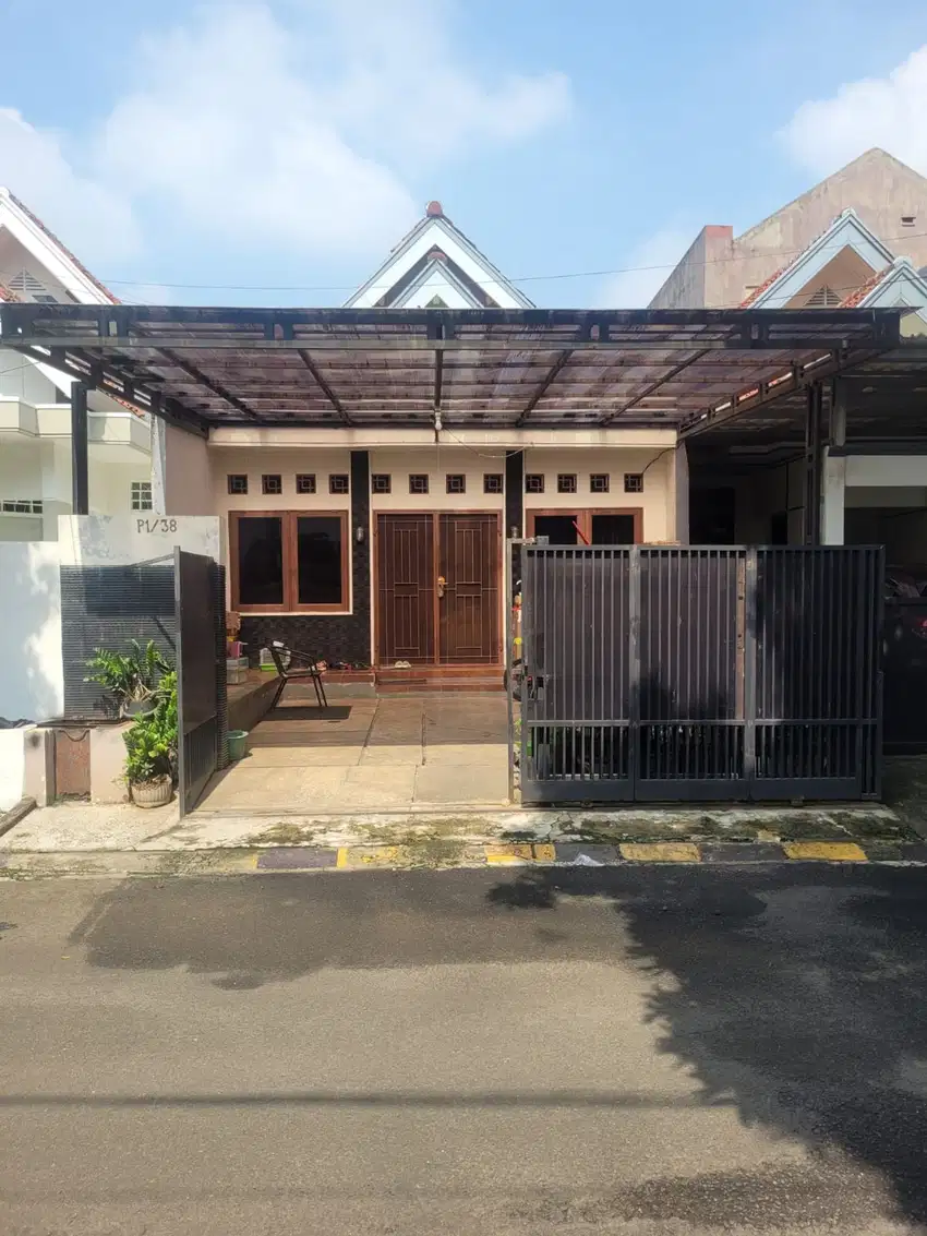 Rumah LT 120 Strategis Dekat Stasiun Jurang Mangu Siap Huni J-27888