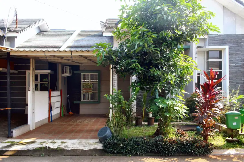 Rumah Luas SHM 10 Mnt ke Gerbang Tol BSD Barat 1 Dibantu KPR J-16003