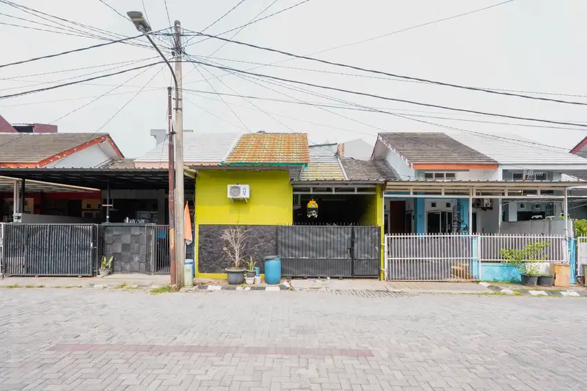 Jual Rumah 2 Lantai SHM 9 Menit ke Pamulang Square Hadap Timur J-19805