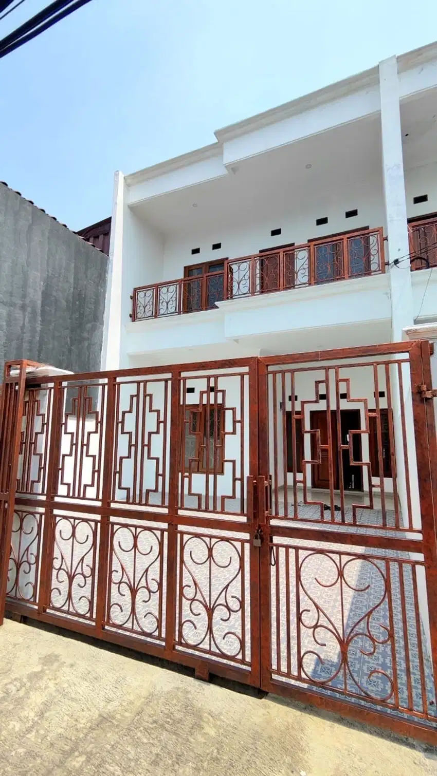 Rumah Siap Huni 8 Menit ke Gerbang Tol Ciledug 4 Hadap Timur J-35225