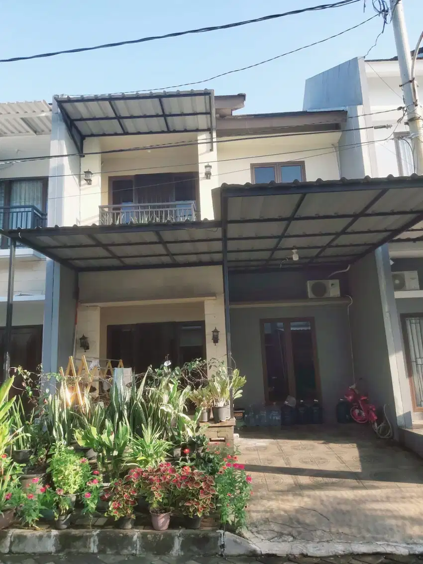 Rumah 2 Lt SHM 15 Mnt ke Bintaro Jaya Xchange Mall Dibantu KPR J-26298