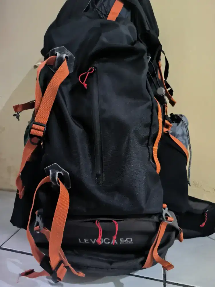 Tas Gunung Levuca