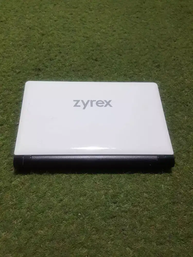 Netbook Zyrex intel atom 4 Core
