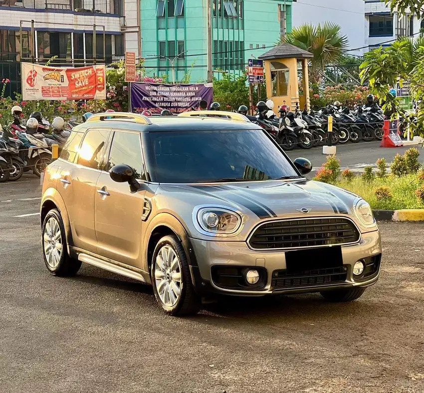 Mini Cooper Countryman 2018/2019 Low Km Like New Garansi 1 Tahun