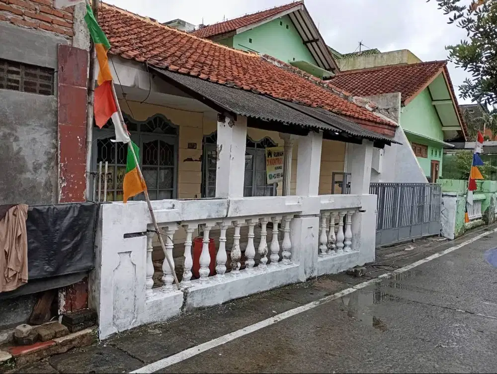 Rumah Di pusat Kota Cilacap Dekat Alun2, Pusat Bisnis & Harga spesial