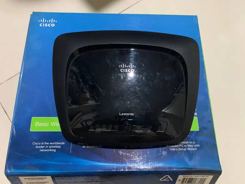 Cisco Linksys modem adsl router switch WAG120N