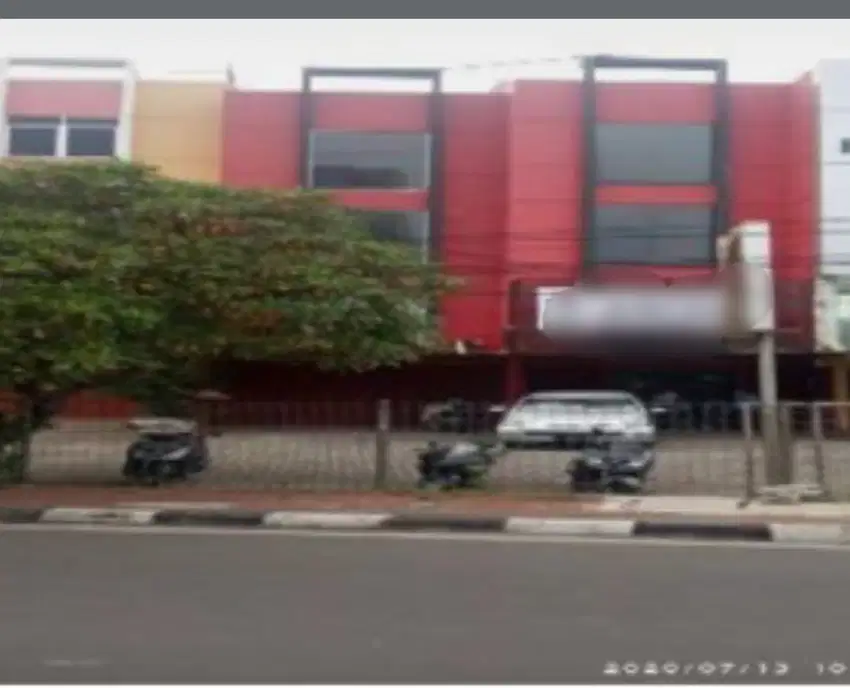 DIJUAL RUKO  GANDENG DI AREA KOMERSIAL DI JALAN KARTINI JAKARTA PUSAT