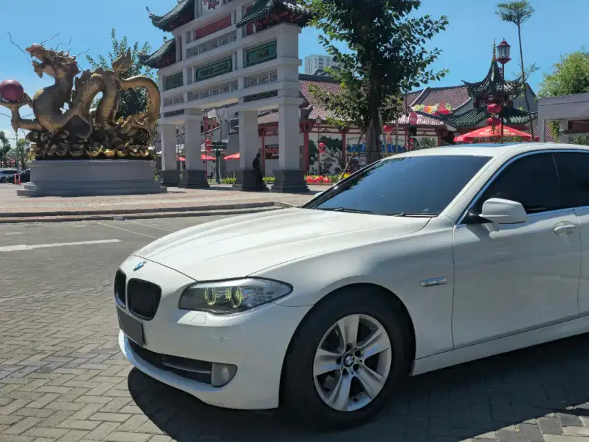 BMW 528i 2012 SUPER TERAWAT