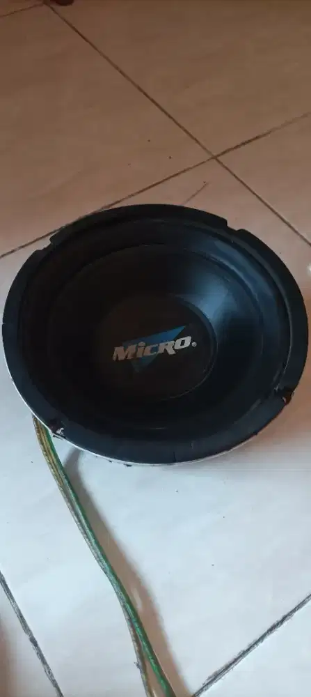 Nge bass spiker mobil 8