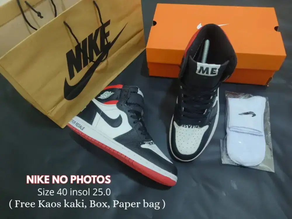 Jual sepatu Nike no photos like new full box dan bonus