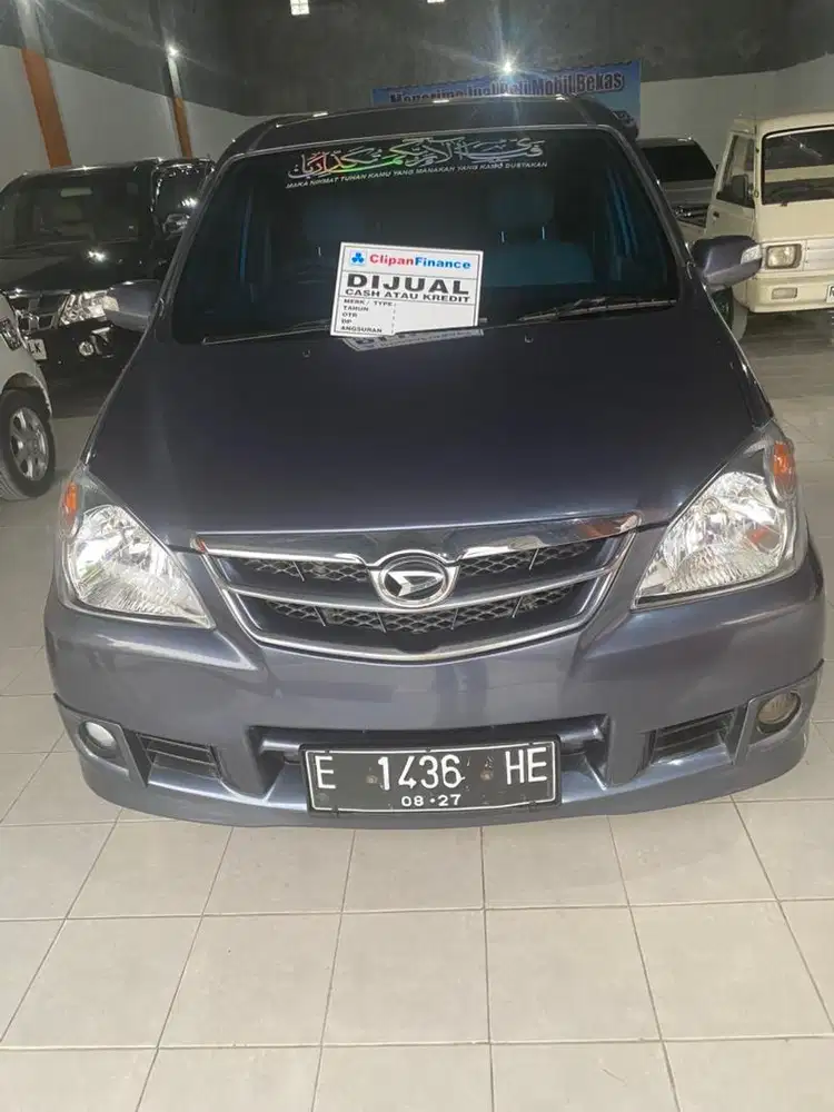 Xenia R deluxe 2010 MT