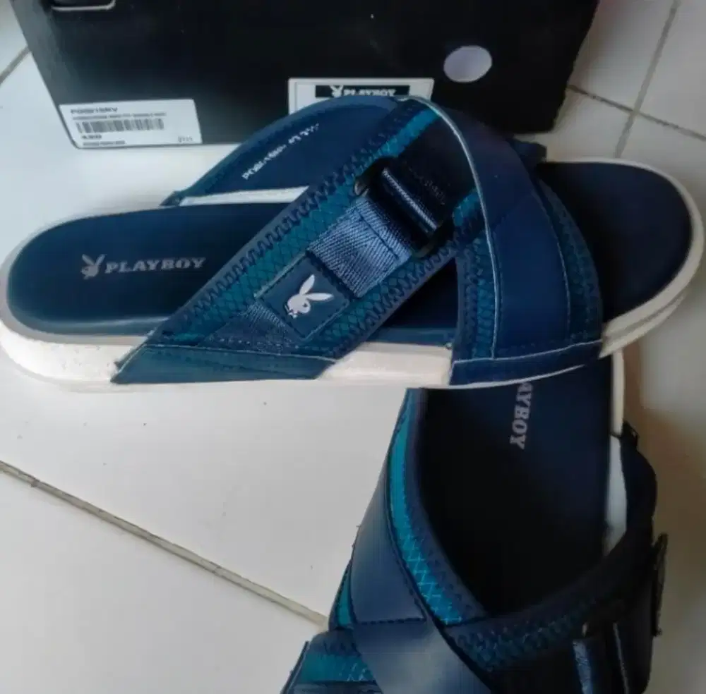 sandal playboy original langka