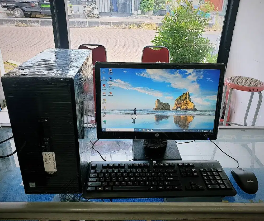 Di jual Set PC hp core i3-6100 Ram 4gb Ssd 128gb Layar 19inc wide