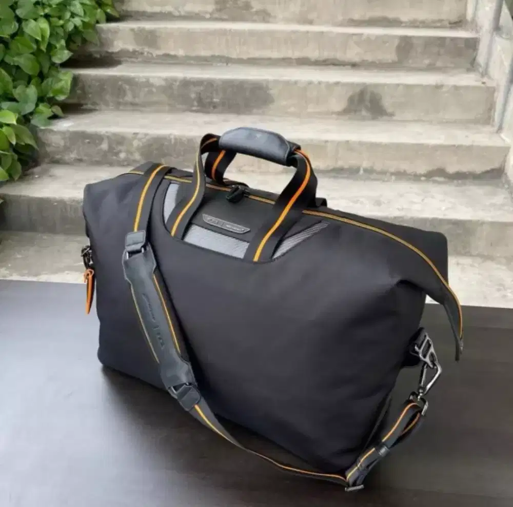 Tas Tumi Travel Bag Mclaren M-Tech SlingBag