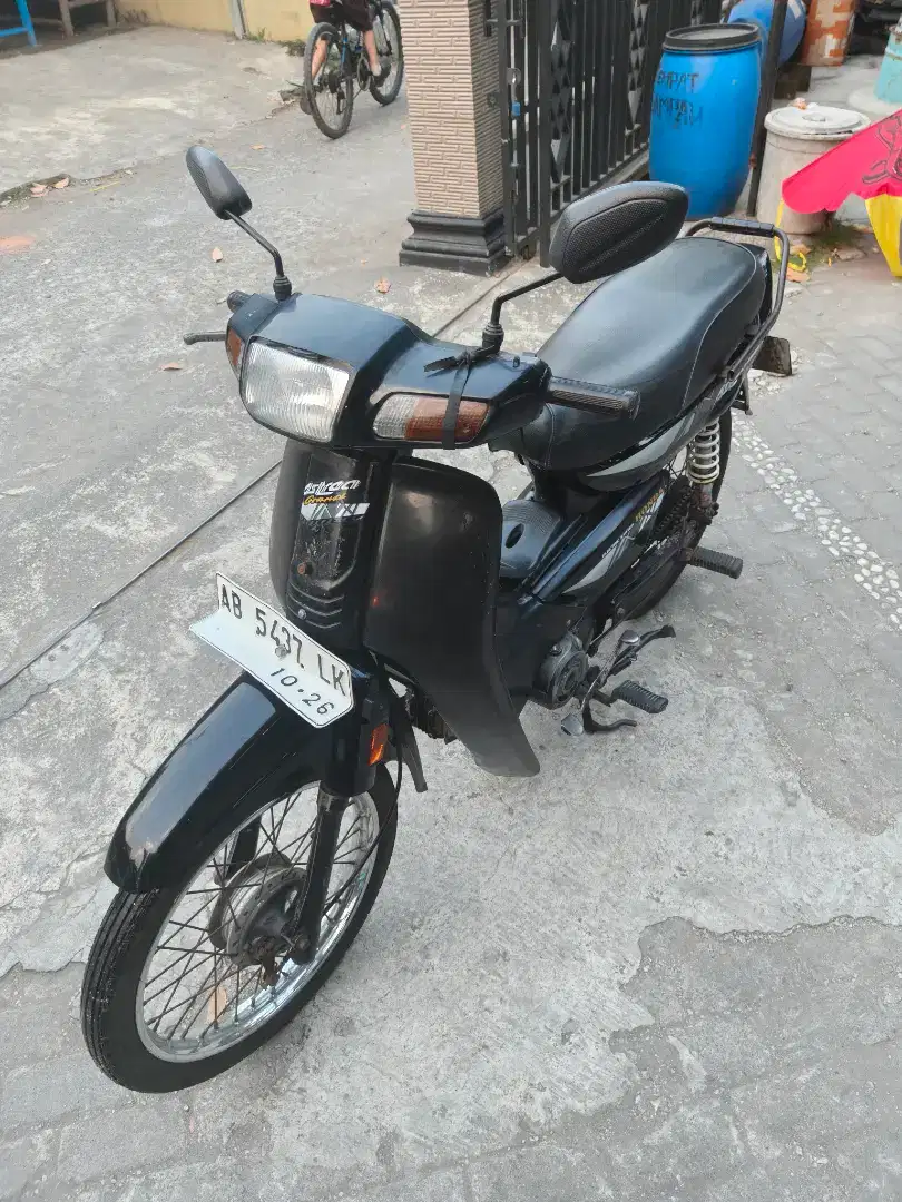 Astrea grand THN 1996 plat AB Bantul
