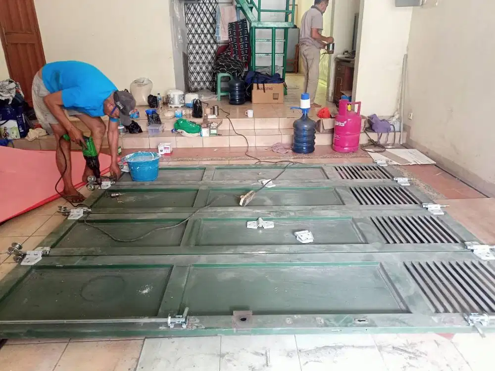 Pasang Servis pintu ruko & garasi, rolling door, pintu harmonika, dll