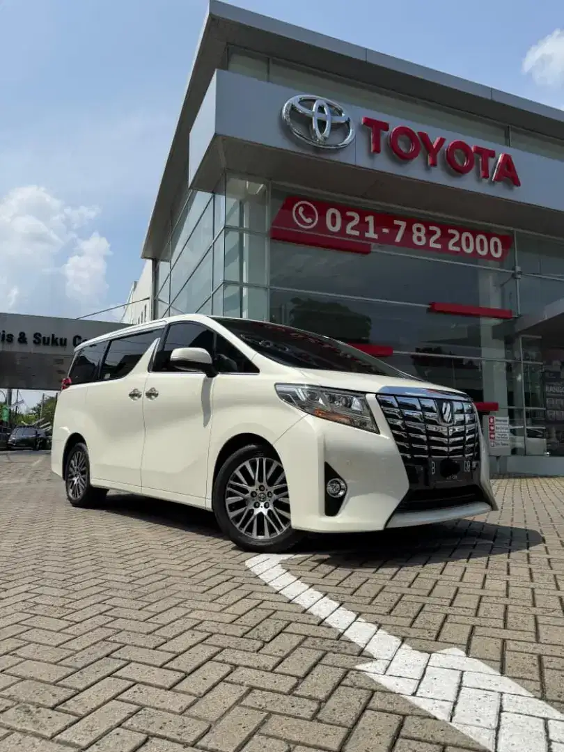ALPHARD G 2016 Putih Low KM Tax ON Like New