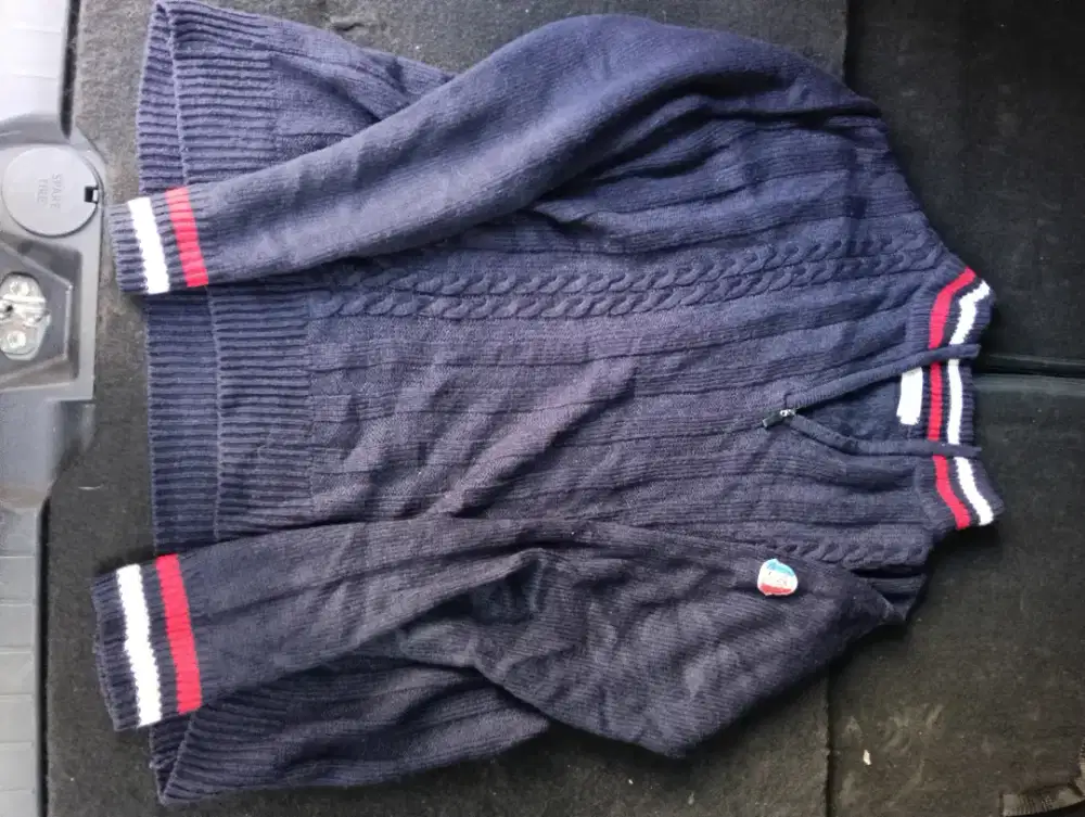 Jaket / Sweter Moncler