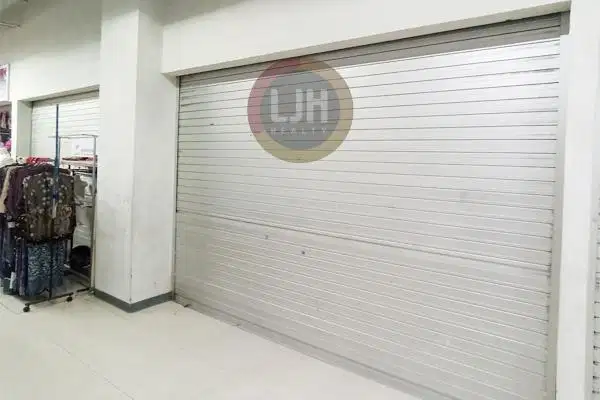 Kios Mall Top 100 Tembesi 2 Unit Gandeng