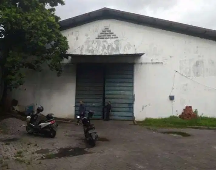 Gudang siap pakai di Angtropolis Margomulyo