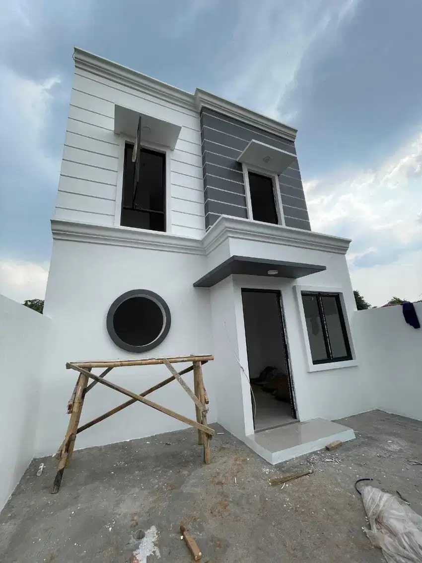 Rumah Baru Dijual Murah _ 2 lantai plus rooftop_GDC Depok