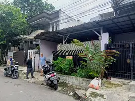 JALAN UTAMA SARIJADI DEKAT MARANATHA, AKSES TOL, NEGO