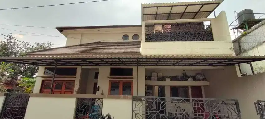 Rumah Hook strategis di Kopo Area Bandung