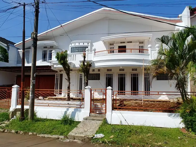 jual rumah strstegis.dalam kota.hargs bagus.