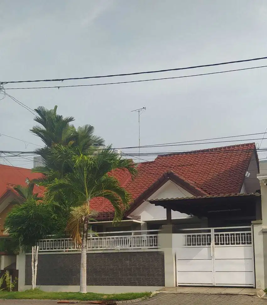 Rumah araya galaxi bumi permai
