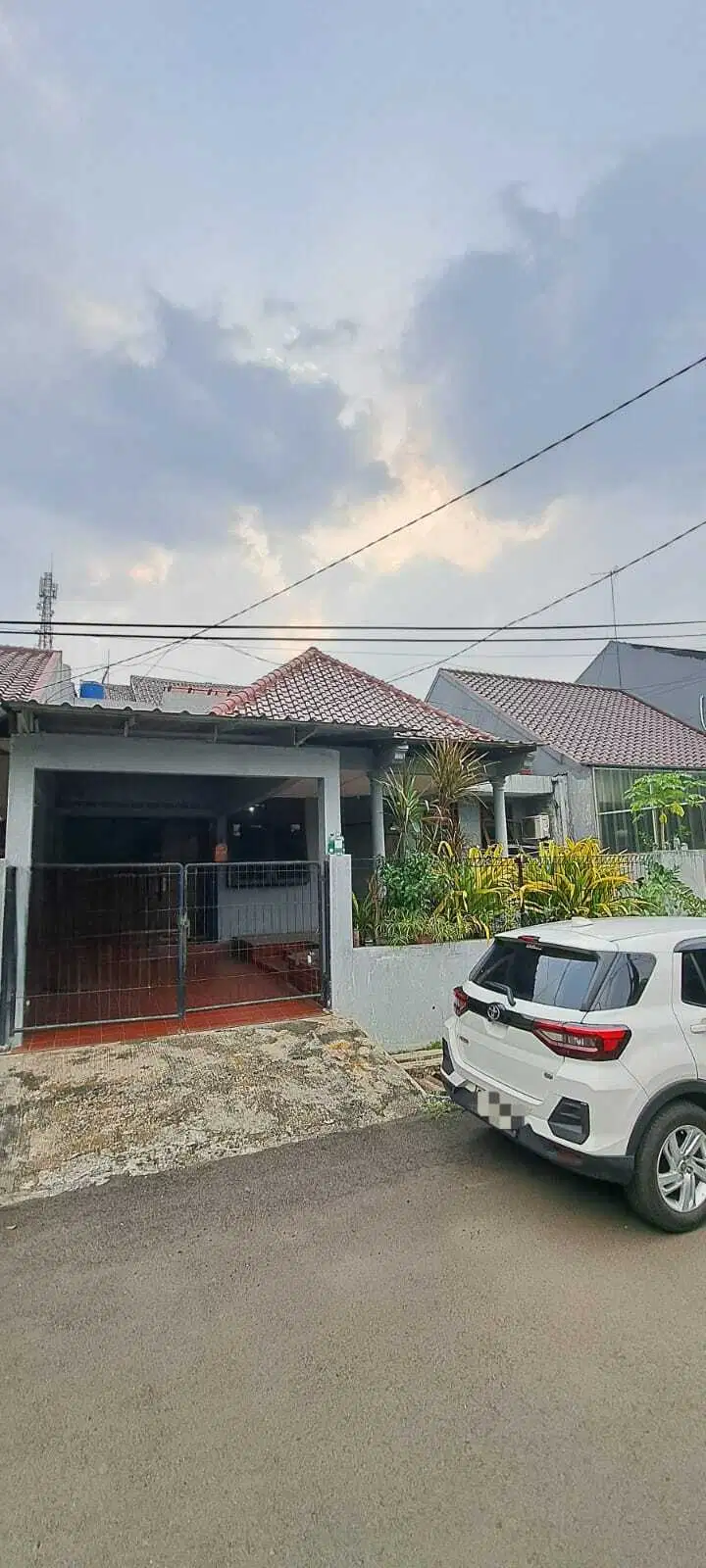 Jual harga miring.di bawah aprasail. Di Bogor Country.