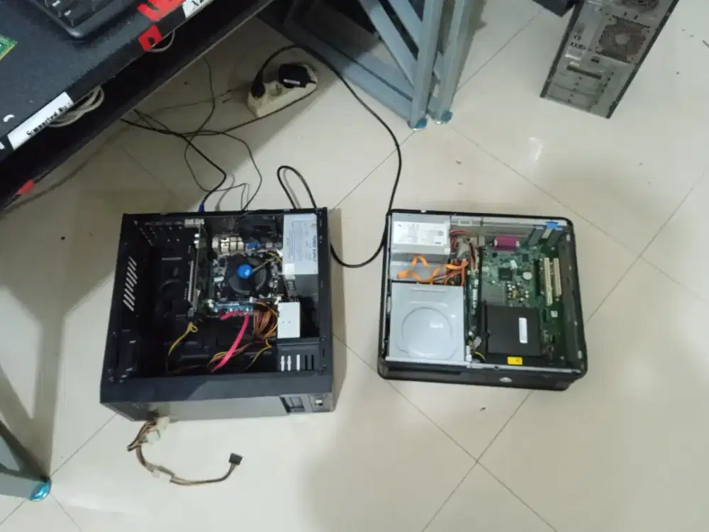 Service PC Komputer Laptop Internet