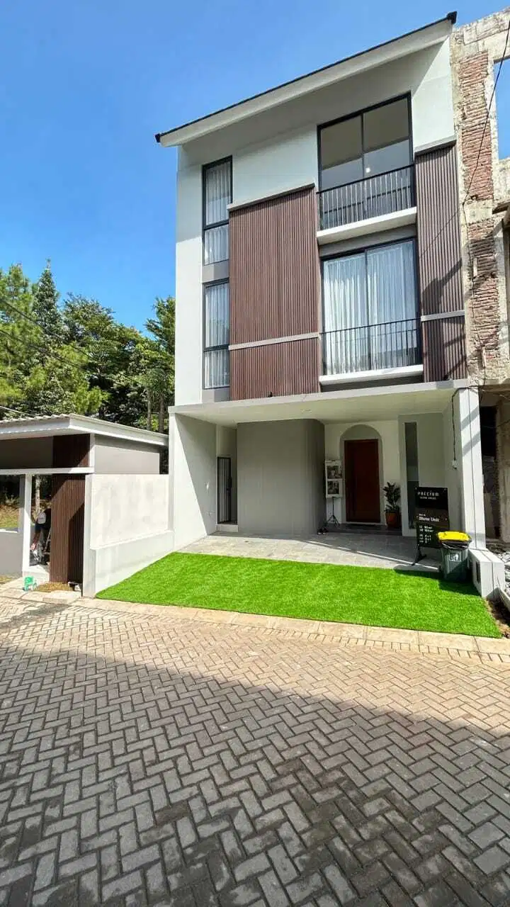 Dijual Rumah Cluster Lebak Bulus