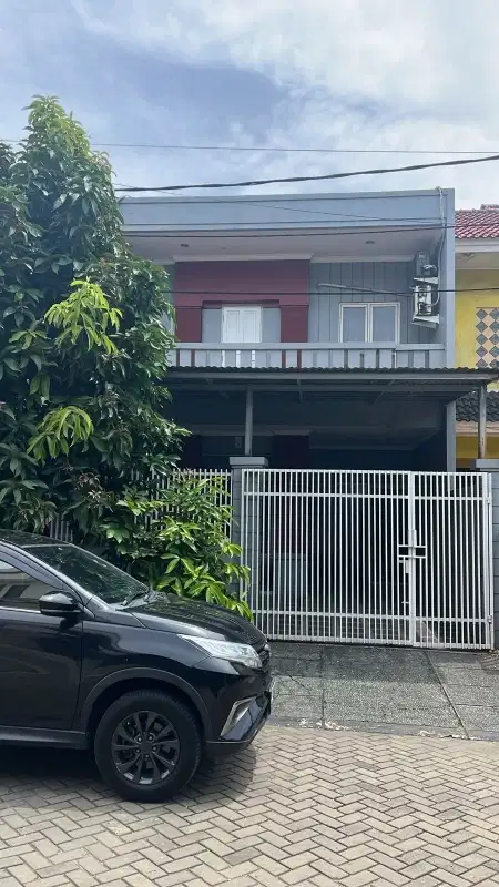 Dijual Rumah 2 lantai di Taman Palem Lestari, Cengkareng, Jakbar