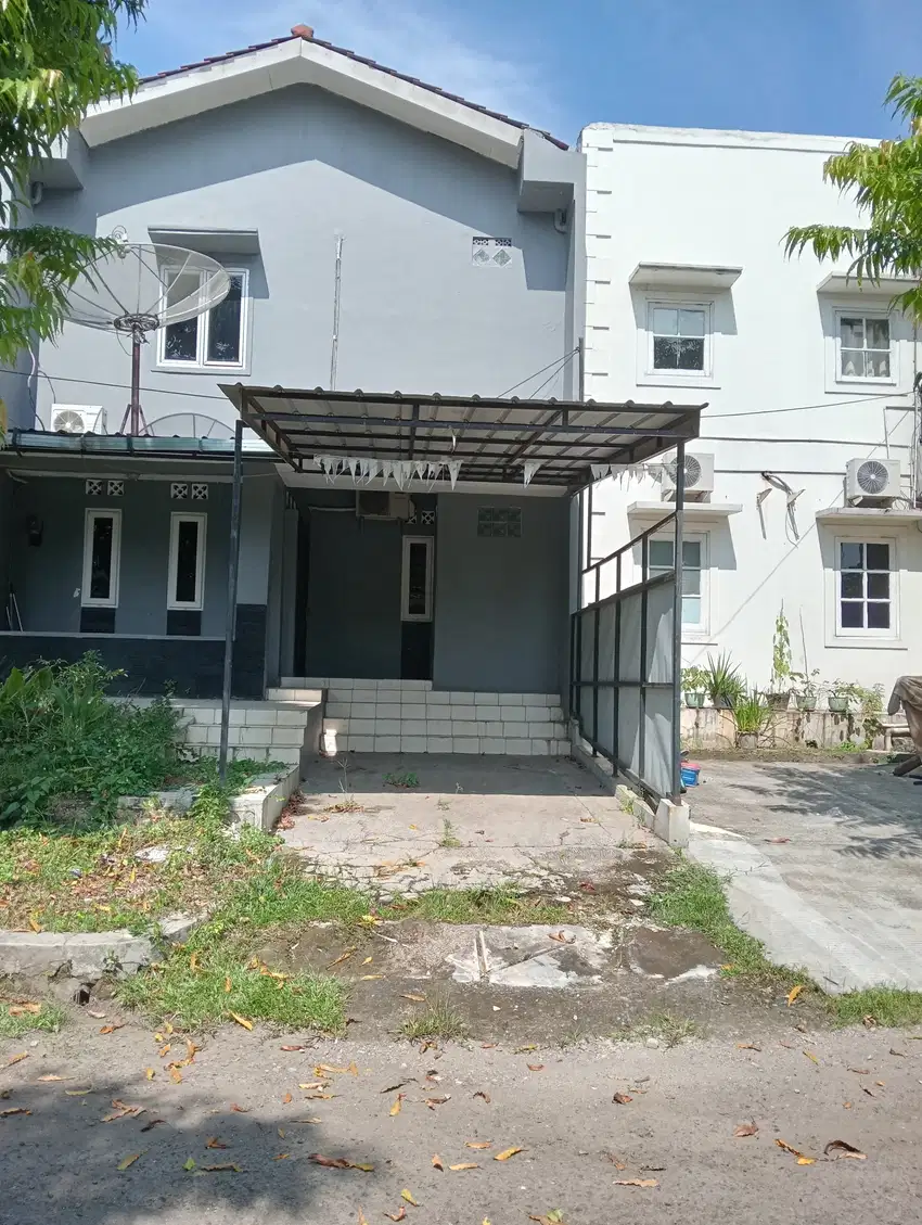 Rumah Strategis  Rumah Bagus di Cluster Meadow Green Lippo Cikara