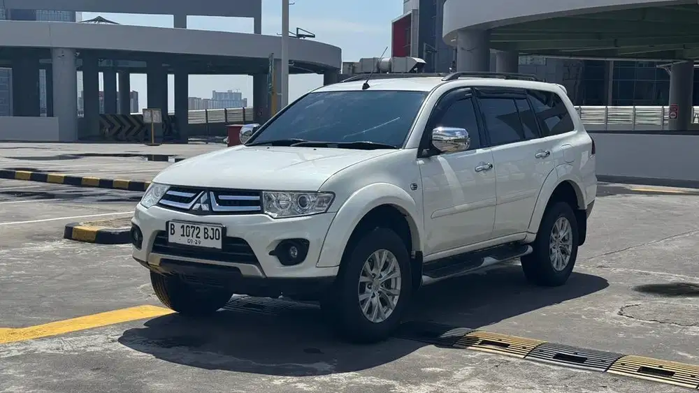Tanpa DP PAJERO SPORT 2015 DIESEL EXCEED AT