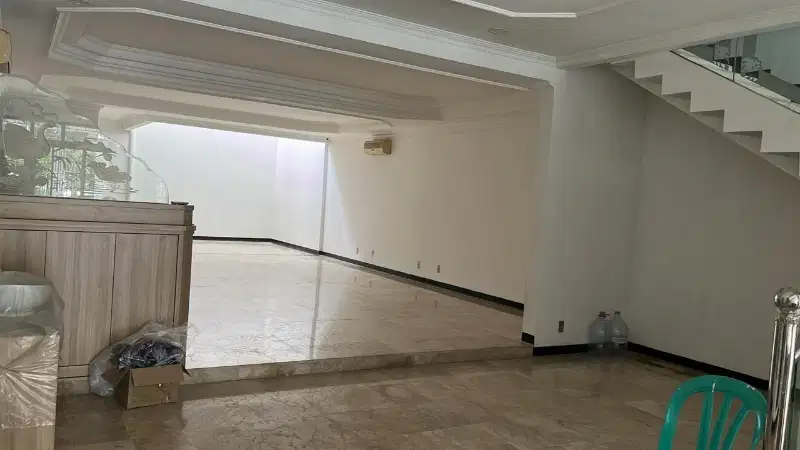 Dijual rumah 2 lantai di Taman Alfa Indah, Joglo, Kembangan, Jakbar