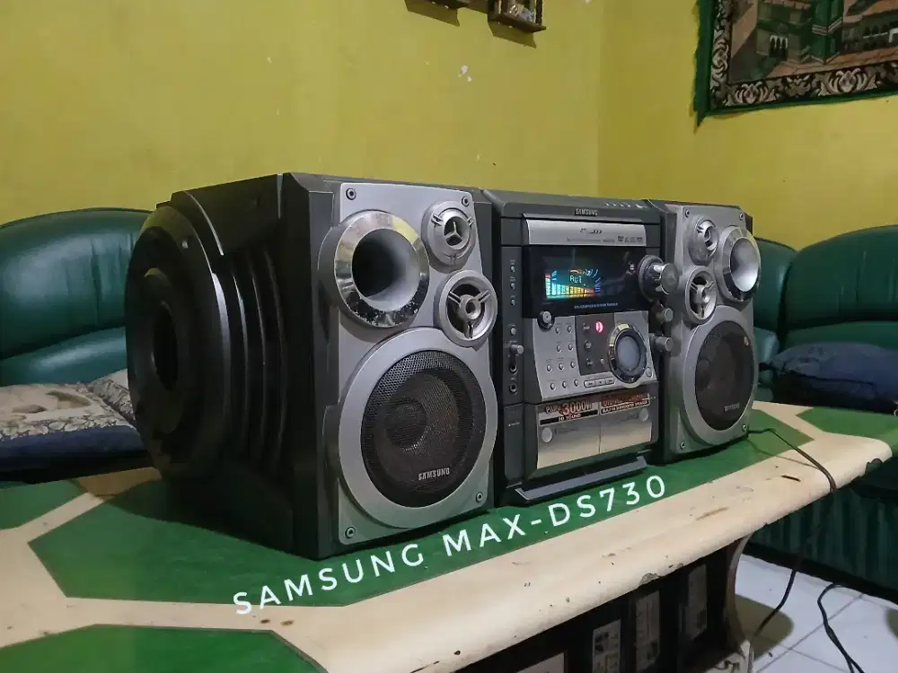 Big Hifi Compo SAMSUNG MAX-DS730 built-in Subwoofer mulus terawat