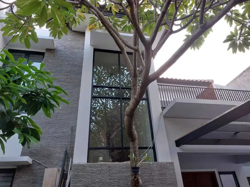 Rumah Minimalis bagus Spool Cipete Lt. 353 m/Lb. 415 m. 10,5 M