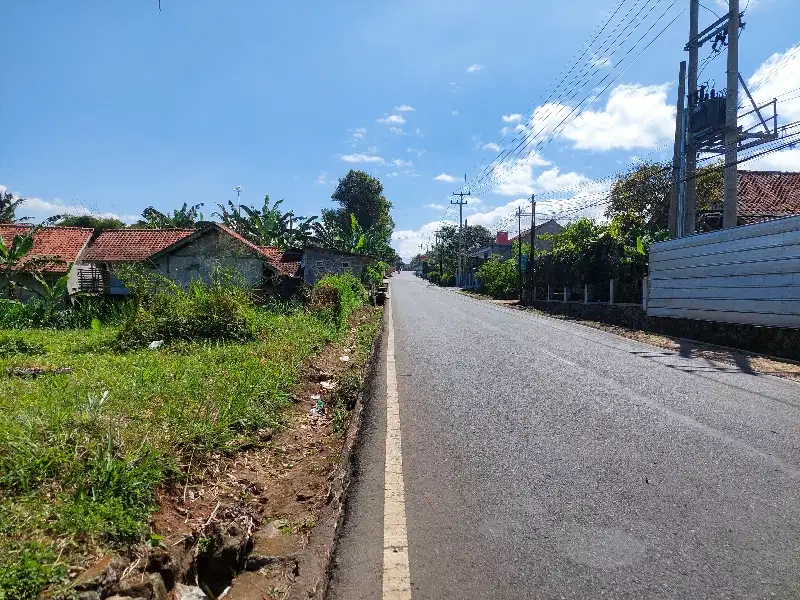 Tanah 25 tumbak, pinggir jln parakan muncang