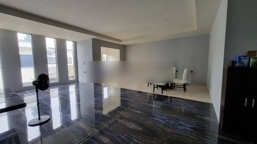 Jarang Ada Rumah + Workshop Siap Huni di Kedoya