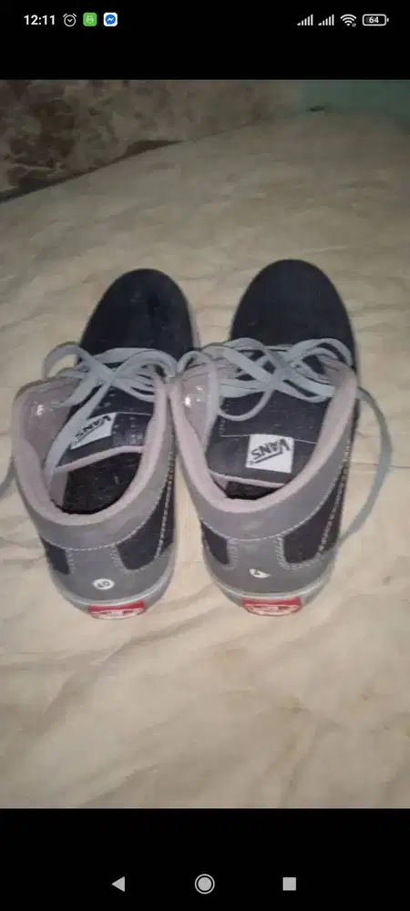 Sepatu Merek Vans ukuran sepatu no 40