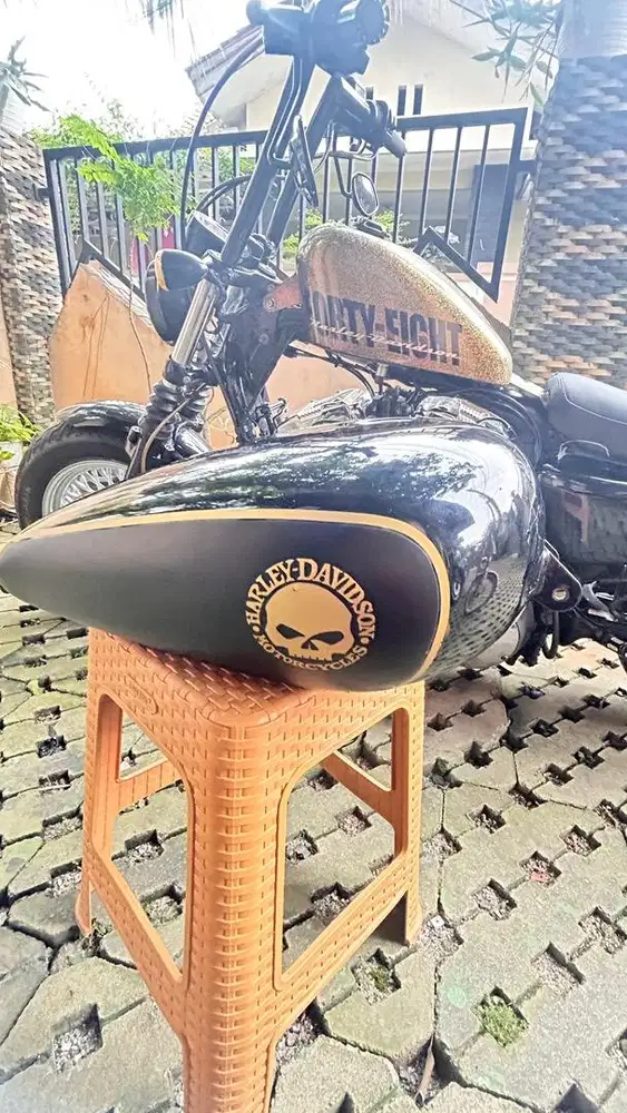 Tangki harley iron 883 bisa untuk fourty eight 48 biar lehih besar