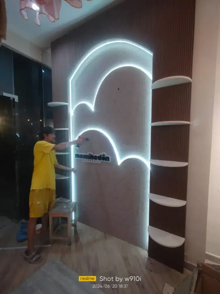 •k•e•a• penyeket ruangan kantor alat partisi